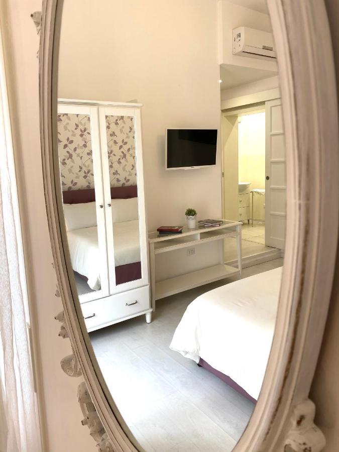 Tre Santi Bed and Breakfast Lecce Exterior foto