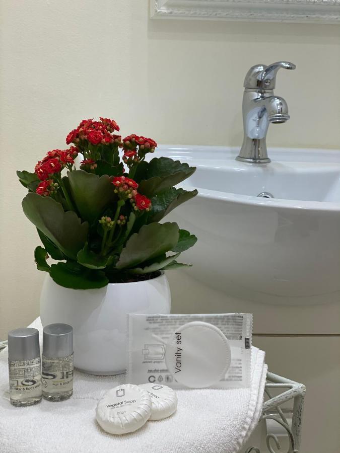Tre Santi Bed and Breakfast Lecce Exterior foto